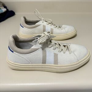 The Women's RS02 Sneaker Buff